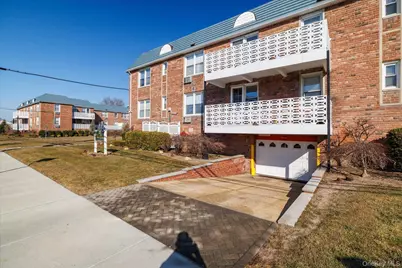 75 Noble Street #219, Lynbrook, NY 11563 - Photo 1