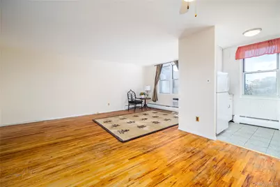 75 Noble Street #219, Lynbrook, NY 11563 - Photo 7