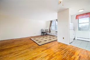 75 Noble St, Lynbrook, NY 11563 - Photo 7