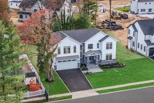 4 Blackwell Ct, Nesconset, NY 11767 - Photo 3