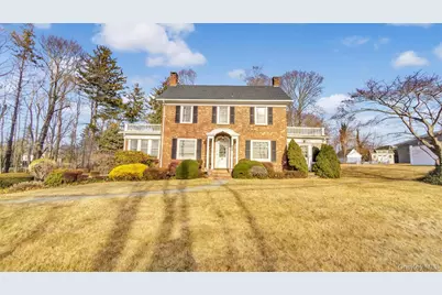280 Wickham Avenue, Mattituck, NY 11952 - Photo 1