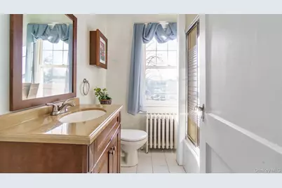 280 Wickham Avenue, Mattituck, NY 11952 - Photo 29