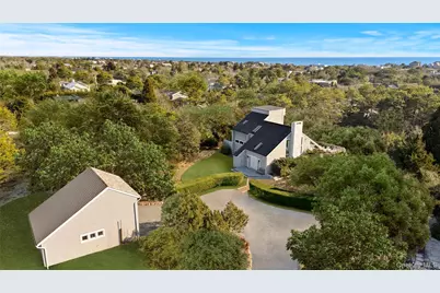 61 Seabreeze Lane, Amagansett, NY 11930 - Photo 1