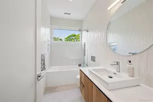 28 Canoe Place Rd, Hampton Bays, NY 11946 - Photo 23