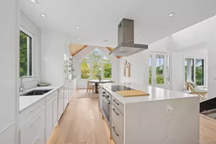 28 Canoe Place Rd, Hampton Bays, NY 11946 - Photo 9