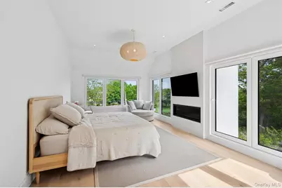 28 Canoe Place Road, Hampton Bays, NY 11946 - Photo 17