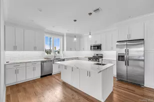 2437 Archer St, Seaford, NY 11783 - Photo 15