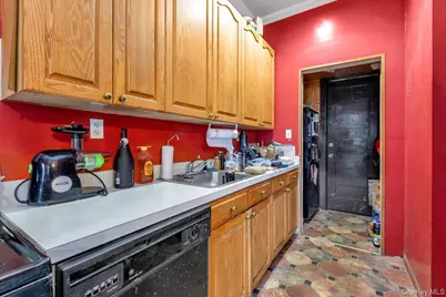 110-31 15th Avenue, College Point, NY 11356 - Photo 9