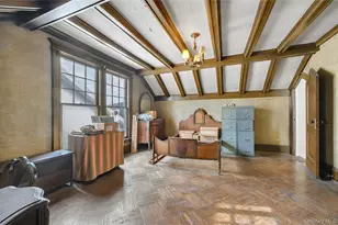 1333 E 26th St, Brooklyn, NY 11210 - Photo 9