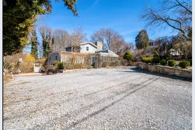 64 Fairview Avenue, Montauk, NY 11954 - Photo 9