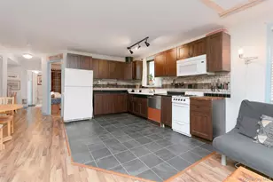 68 Tier St, Bronx, NY 10464 - Photo 5