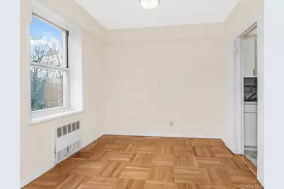 679 W 239th Street #1C, Bronx, NY 10463 - Photo 5