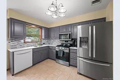 215 Old Haverstraw Road, Congers, NY 10920 - Photo 5