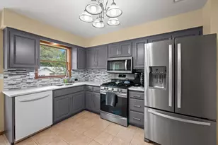 215 Old Haverstraw Rd, Congers, NY 10920 - Photo 5