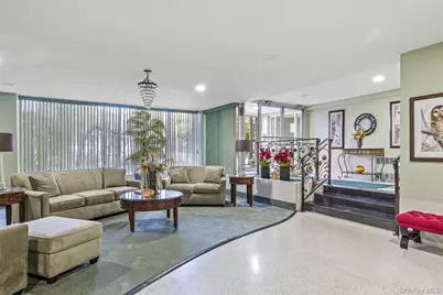 504 Merrick Road #2k, Lynbrook, NY 11563 - Photo 3