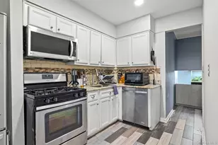 504 Merrick Rd, Lynbrook, NY 11563 - Photo 9