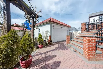 211 Laurelton Boulevard, Long Beach, NY 11561 - Photo 43