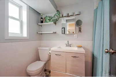 211 Laurelton Boulevard, Long Beach, NY 11561 - Photo 41