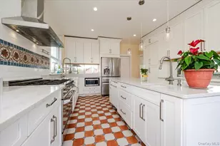 211 Laurelton Blvd, Long Beach, NY 11561 - Photo 13