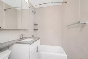 2500 Johnson Ave, Bronx, NY 10463 - Photo 7