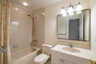 12 Windward Ln, Bronx, NY 10464 - Photo 15