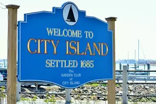 12 Windward Ln, Bronx, NY 10464 - Photo 29