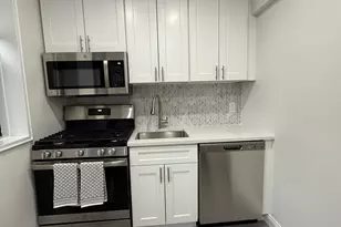 11 Wooleys Ln, Great Neck, NY 11023 - Photo 7