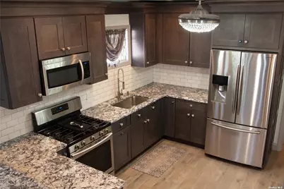 74 Wisconsin Street, Long Beach, NY 11561 - Photo 5