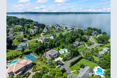 28 Whitney Circle, Glen Cove, NY 11542 - Photo 1