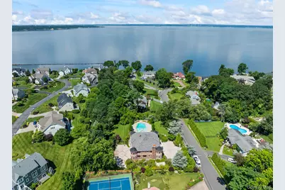 28 Whitney Circle, Glen Cove, NY 11542 - Photo 43