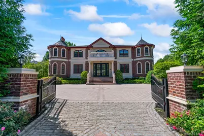 28 Whitney Circle, Glen Cove, NY 11542 - Photo 29