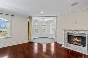 28 Whitney Cir, Glen Cove, NY 11542 - Photo 27