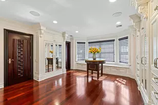 28 Whitney Cir, Glen Cove, NY 11542 - Photo 21