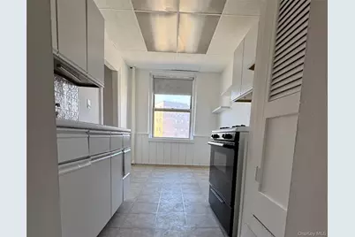 472 Gramatan Avenue #BLDG. 3, UNIT N3, Mount Vernon, NY 10552 - Photo 7