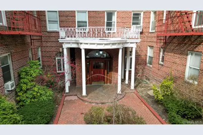 111-39 76th Road #D7, Forest Hills, NY 11375 - Photo 1