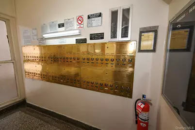 111-39 76th Road #D7, Forest Hills, NY 11375 - Photo 5