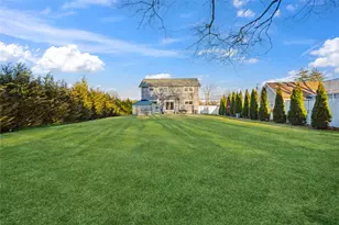 1260 Smithtown Ave, Bohemia, NY 11716 - Photo 37