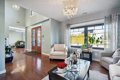 1260 Smithtown Avenue, Bohemia, NY 11716 - Photo 11