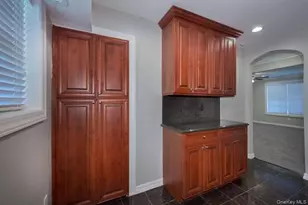 100 Villa D'Est Dr, Coram, NY 11727 - Photo 3