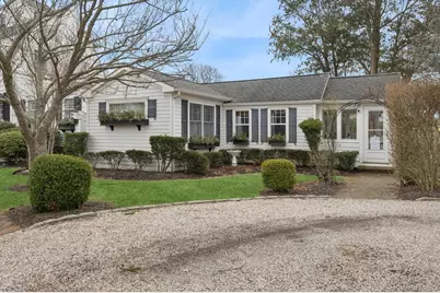 424 4th Street, Greenport, NY 11944 - Photo 5