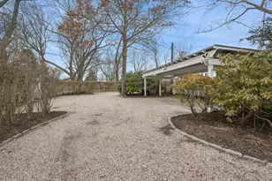 424 4th St, Greenport, NY 11944 - Photo 21