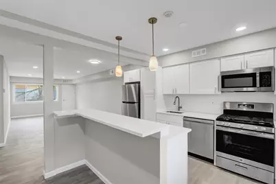 193 N Point Circle Circle #193, Coram, NY 11727 - Photo 3