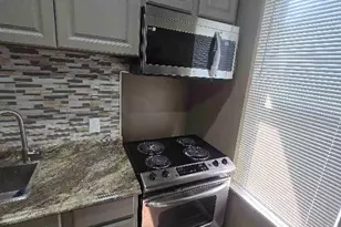 52 Lander St, Newburgh, NY 12550 - Photo 3