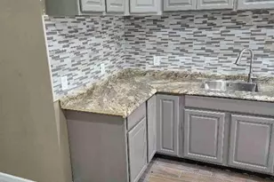 52 Lander St, Newburgh, NY 12550 - Photo 5