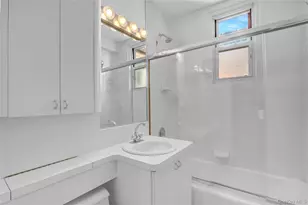 120 Morris Ave, Rockville Centre, NY 11570 - Photo 19