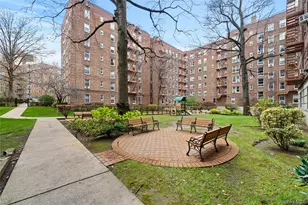72-81 113th St, Forest Hills, NY 11375 - Photo 11