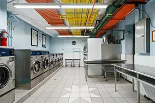 72-81 113th St, Forest Hills, NY 11375 - Photo 9