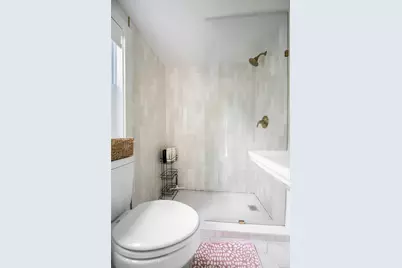 86 Old Country Road, East Quogue, NY 11942 - Photo 11