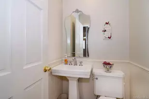 6 Hazen St, Pelham, NY 10803 - Photo 11