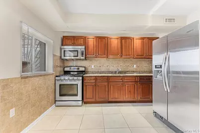 2925 Morgan Avenue, Bronx, NY 10469 - Photo 11